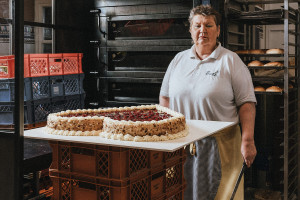 berufsportraets-von-handwerkern-in-ausbildung-96