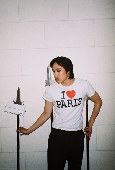 Trash als Look für stylische Modefotografie gezeigt anhand von Portraits in der Ausbildung zum Fotografen verfeinert.