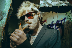 portraits-von-jugendlichen-in-clubs-entstanden-im-rahmen-der-ausbildung-zum-fotografen-449