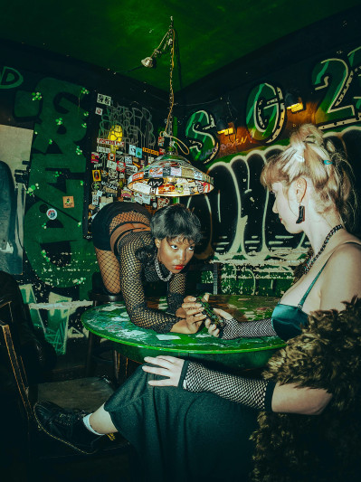 portraits-von-jugendlichen-in-clubs-entstanden-im-rahmen-der-ausbildung-zum-fotografen-454