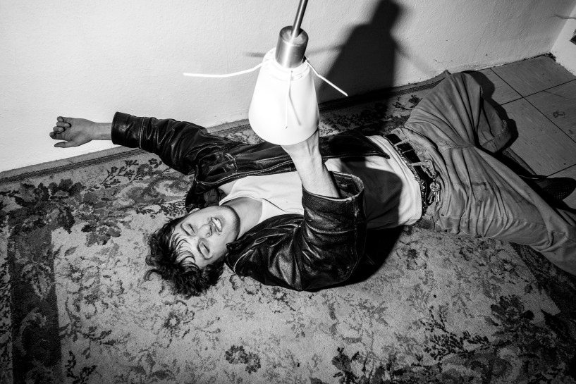 streetfotografie-uber-jugendliche-in-plattenbauten-026