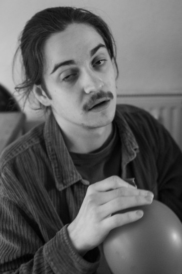 streetfotografie-uber-jugendliche-in-plattenbauten-055