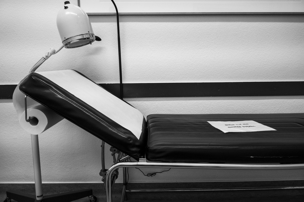 streetfotografie-uber-jugendliche-in-plattenbauten-027