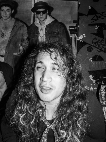 streetfotografie-uber-jugendliche-in-plattenbauten-039