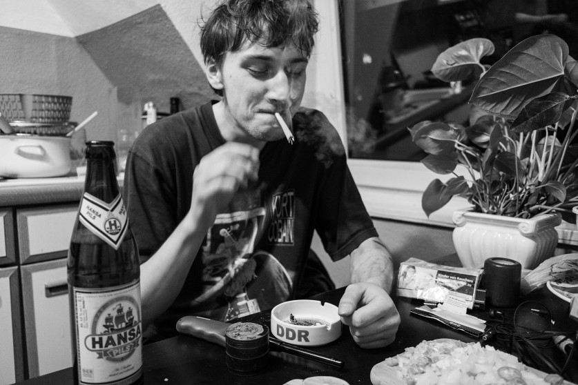 streetfotografie-uber-jugendliche-in-plattenbauten-012