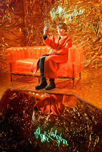 inszenierte-portrats-selbstdarstellungen-im-rahmen-der-ausbildung-zur-fotografin-09