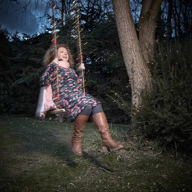 inszenierte-portrats-on-lokation-im-rahmen-der-ausbildung-zum-fotografen-650