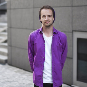 - file://dSegd5hAg8exc5v2