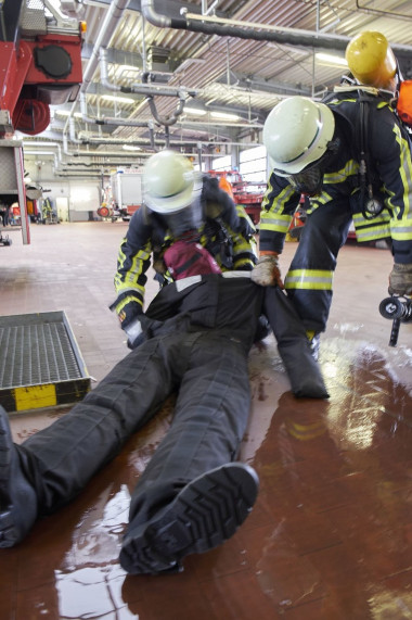 fotograf-ausbildung-nrw-deutschland-fotografie-studium-umschulung-reportagefotografie-opfer