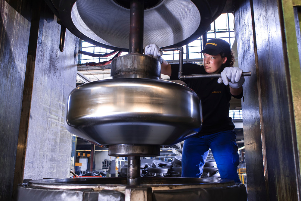 fotograf-ausbildung-nrw-deutschland-fotografie-studium-umschulung-industriefotograf-werkzeuge