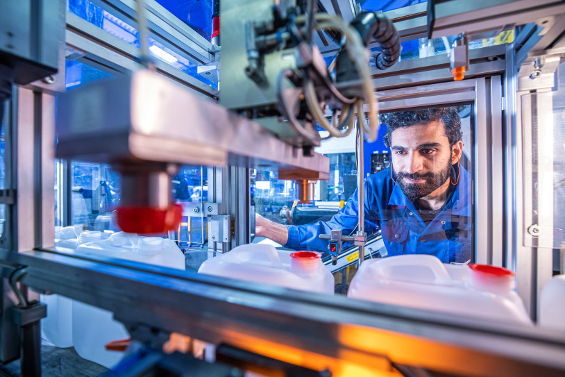 fotograf-ausbildung-nrw-deutschland-fotografie-studium-umschulung-industriefotograf-kollegen