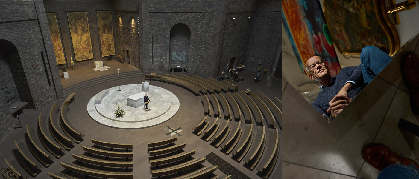 Absolvent des Studiums der Fotografie, Martin Niek&auml;mper, geht auf Wanderausstellung.